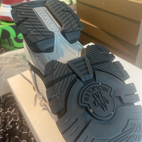 Moncler panelled - Picture 3 of 3